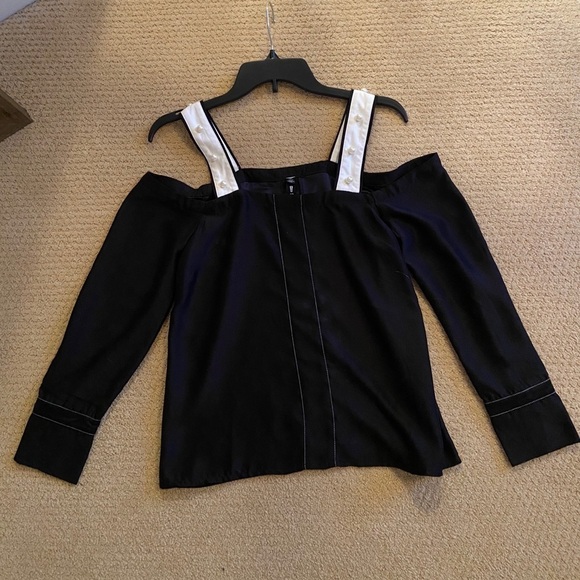 NWT Design Lab Top Off the Shoulder Black w/Pearls Size S Cocktail Date Night - Picture 2 of 3